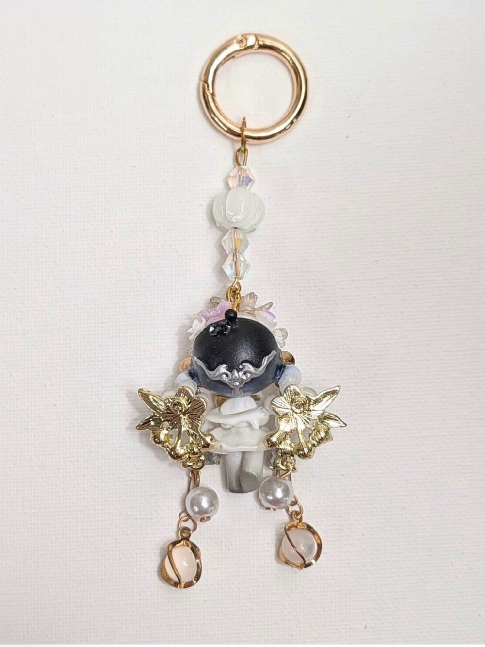 Gold & Pearl Doll Charm Keychain - Picture 4 of 4